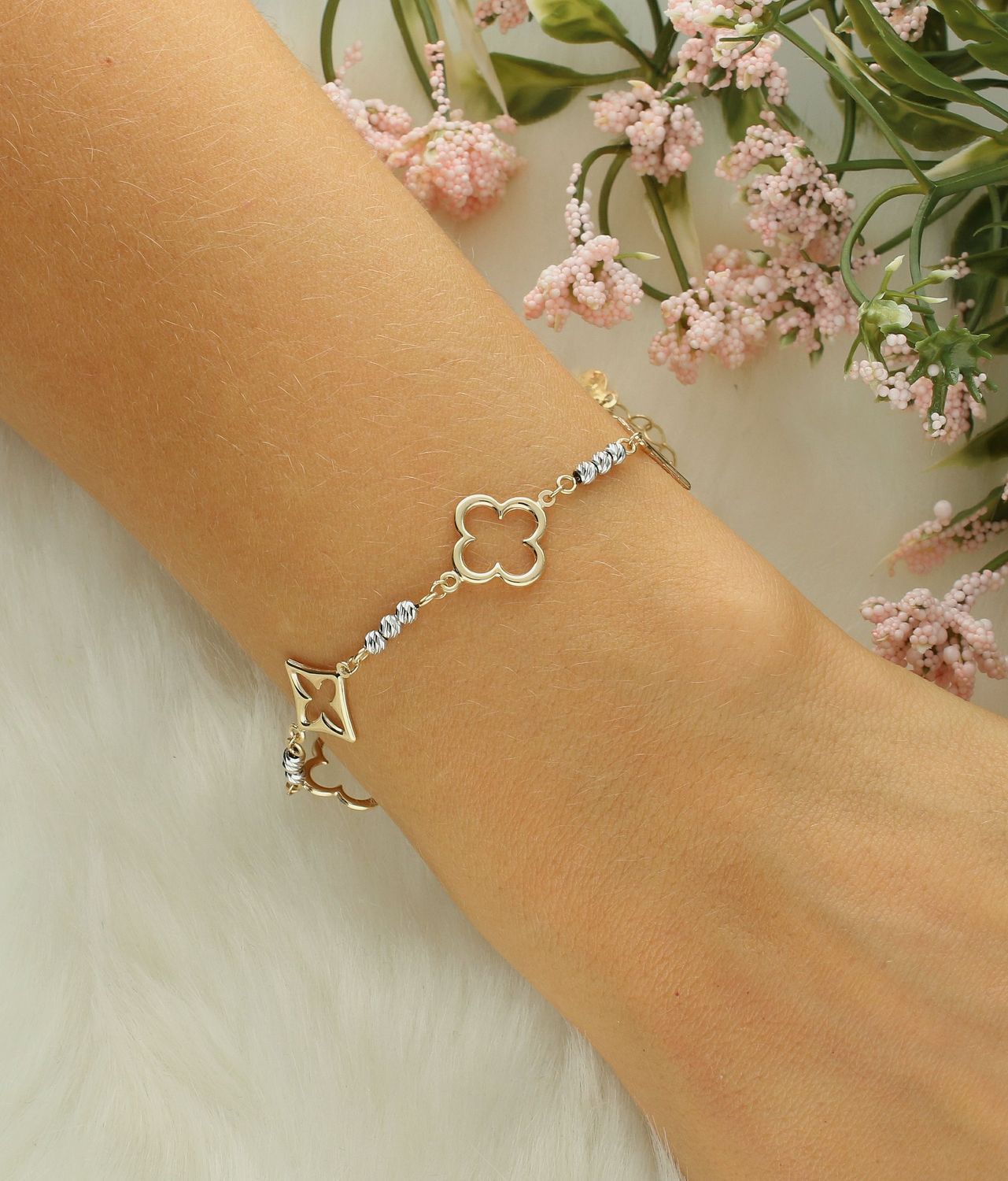 Bransoletka złota kwiaty z kulkami białego złota próba 375, BR 3853 375 1.jpg